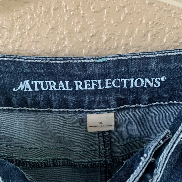 🔹NATURAL REFLECTIONS BLUE JEANS🔹 - Picture 4 of 6